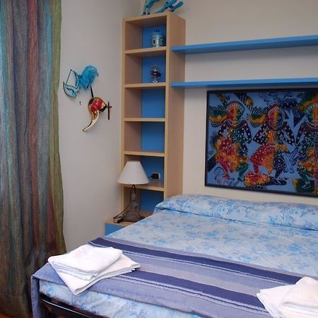 B&B Villa Fior Di Loto 利莫内-苏尔加达 外观 照片