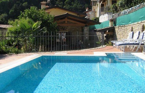 B&B Villa Fior Di Loto 利莫内-苏尔加达 外观 照片